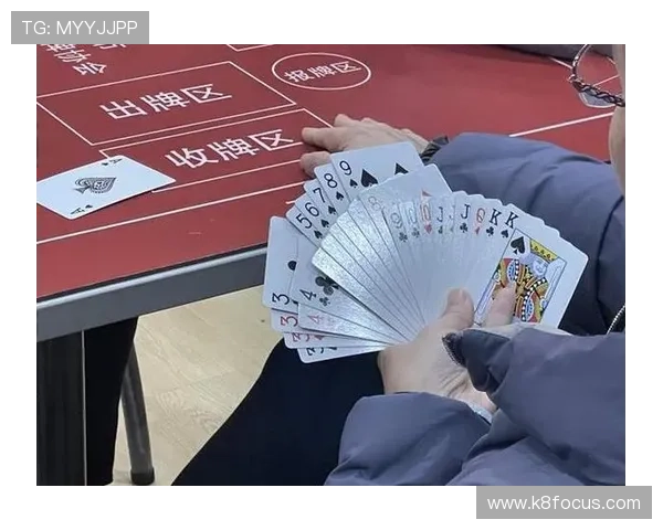 百家乐扑克补牌规则的常见误区与正确操作指南让你在游戏中轻松应对各种补牌情况